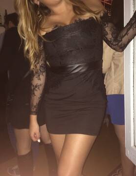 Public Photo of Dolly_Pinup