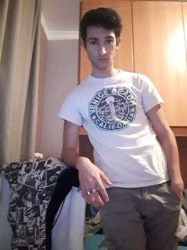 Public Photo of Reargy