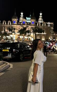 Public Photo of Lunatica_M