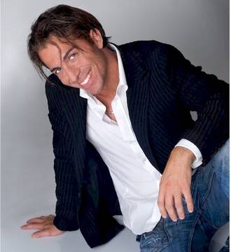 vieni ad abbracciarmi ! o almeno a guardarmi, ma voglio vederti anche io !